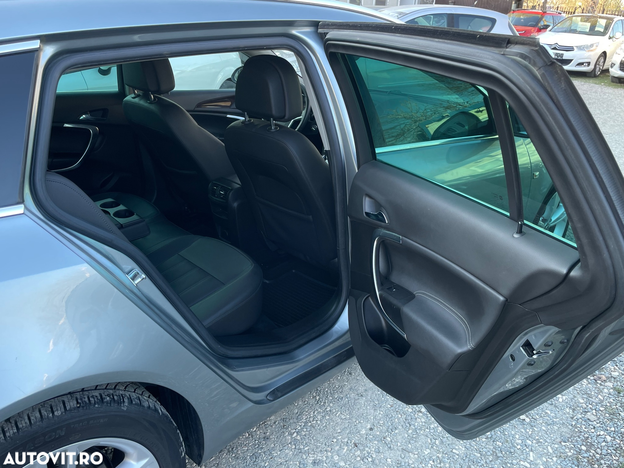Opel Insignia 2.0 CDTI Sports Tourer Cosmo - 13