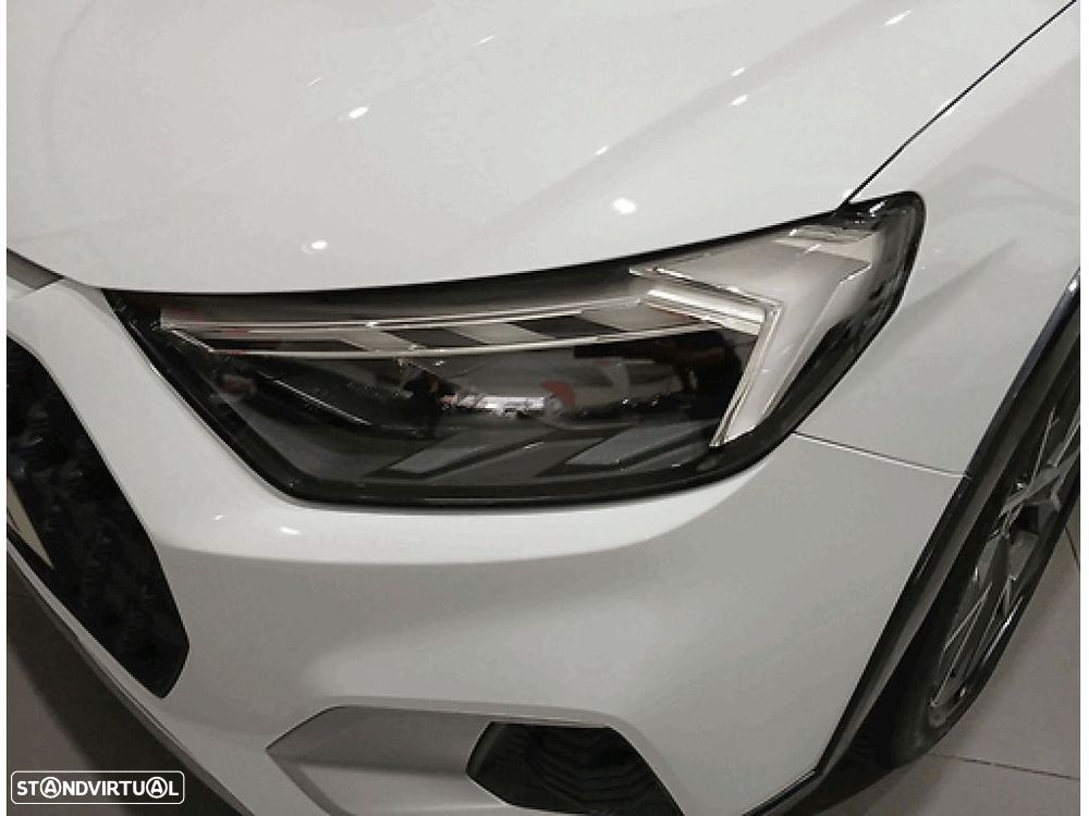Audi A1 Citycarver 30 TFSI S tronic — fotografia 32