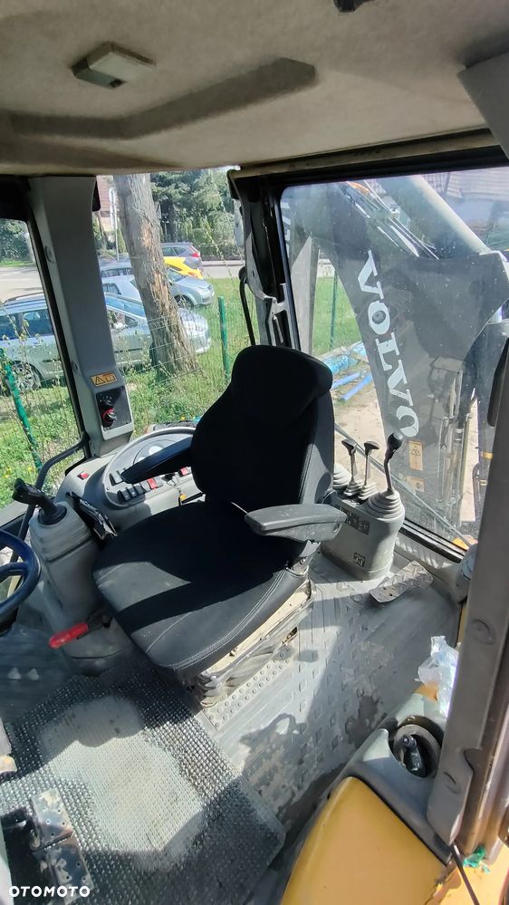 Volvo BL71 - 12