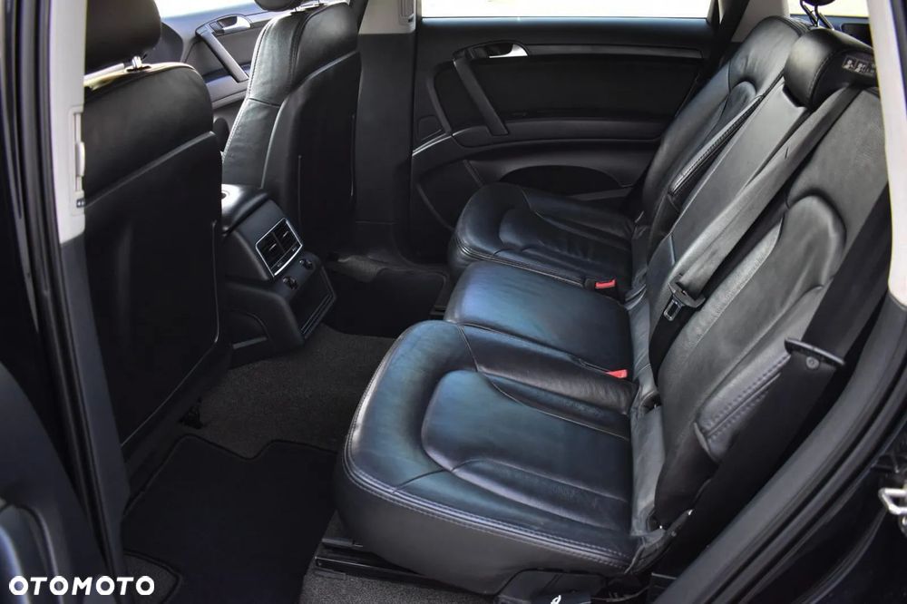 Audi Q7 - 11