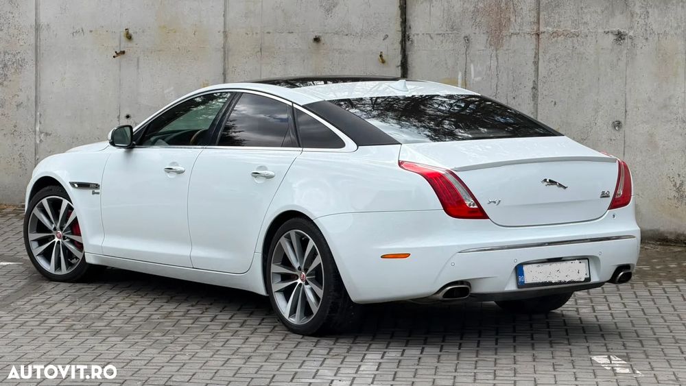 Jaguar XJ 3.0 V6 Kompressor AWD Premium Luxury - 8