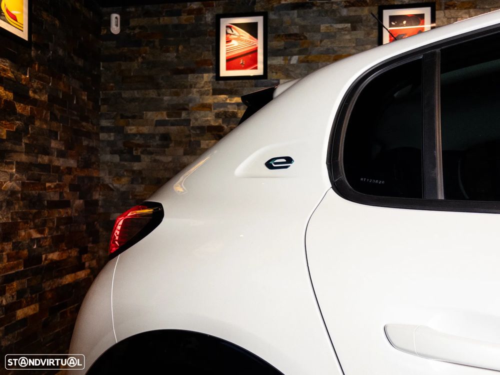 Peugeot e-208 50 kWh Allure Pack - 12