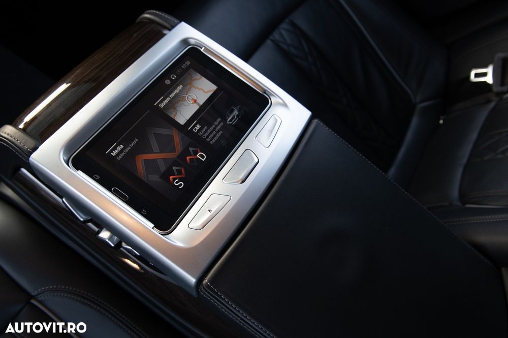 BMW Seria 7 730Ld xDrive - 31