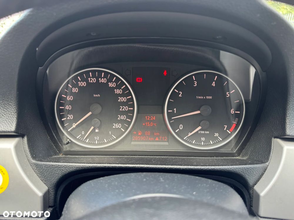 BMW Seria 3 320i - 6