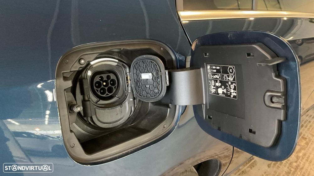 Mercedes-Benz A 250 e Style Plus - 44