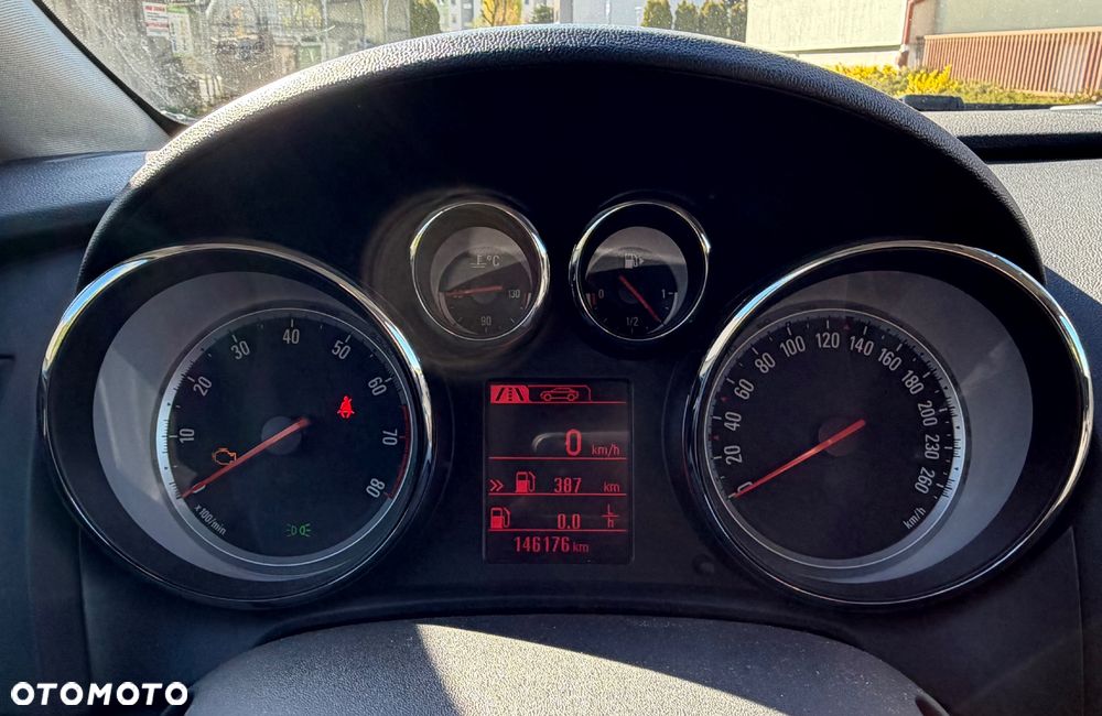 Opel Astra 1.6 Active EU6 - 12