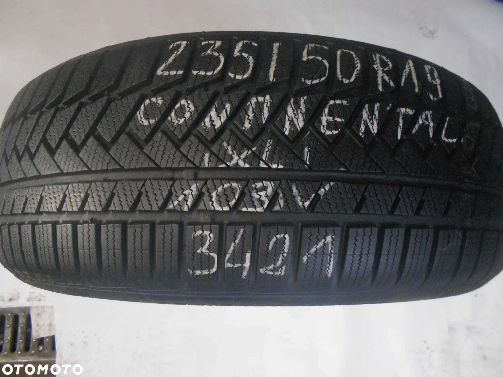 OPONA POJEDYNKA 235/50R19 CONTINENTAL WINTER CONTACT TS 850P XL DOT 3421 9MM - 1