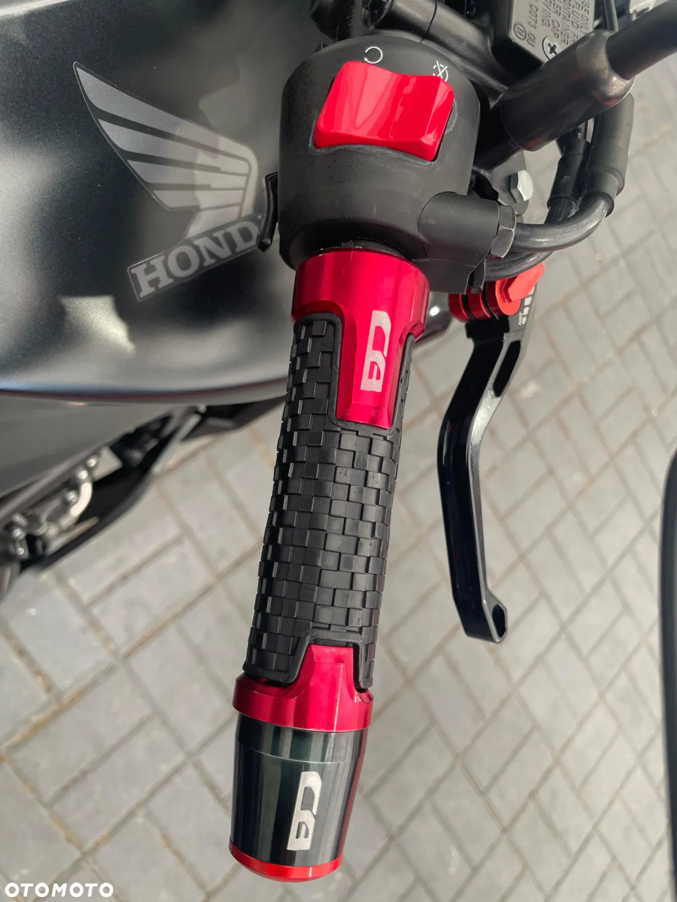 Honda CB - 10