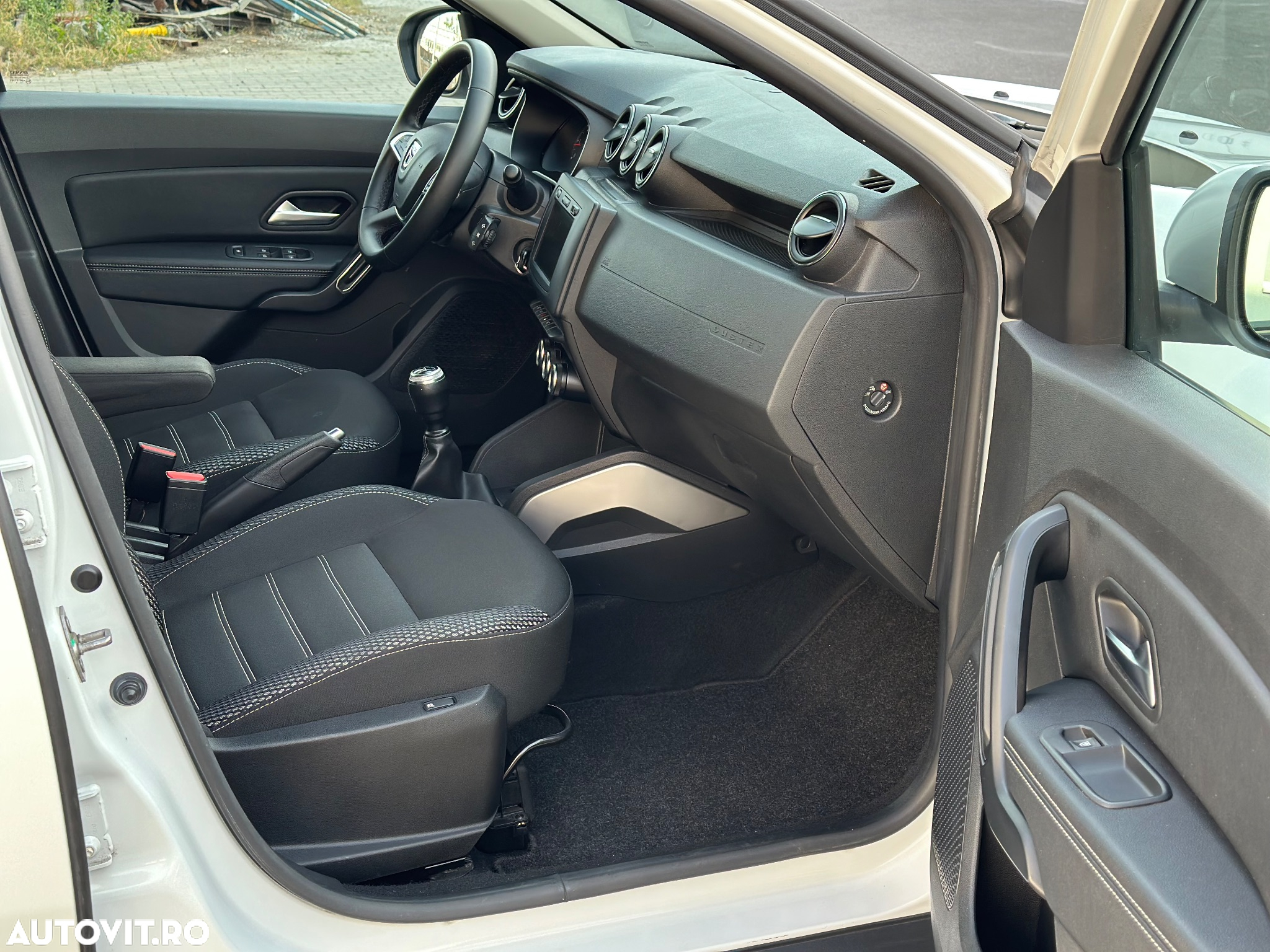 Dacia Duster 1.6 SCe Prestige jante 17" - 7