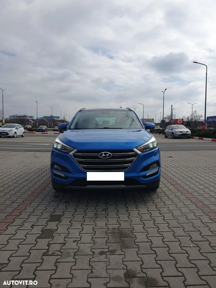 Hyundai Tucson 2.0 CRDI 4WD Automatik Style - 25
