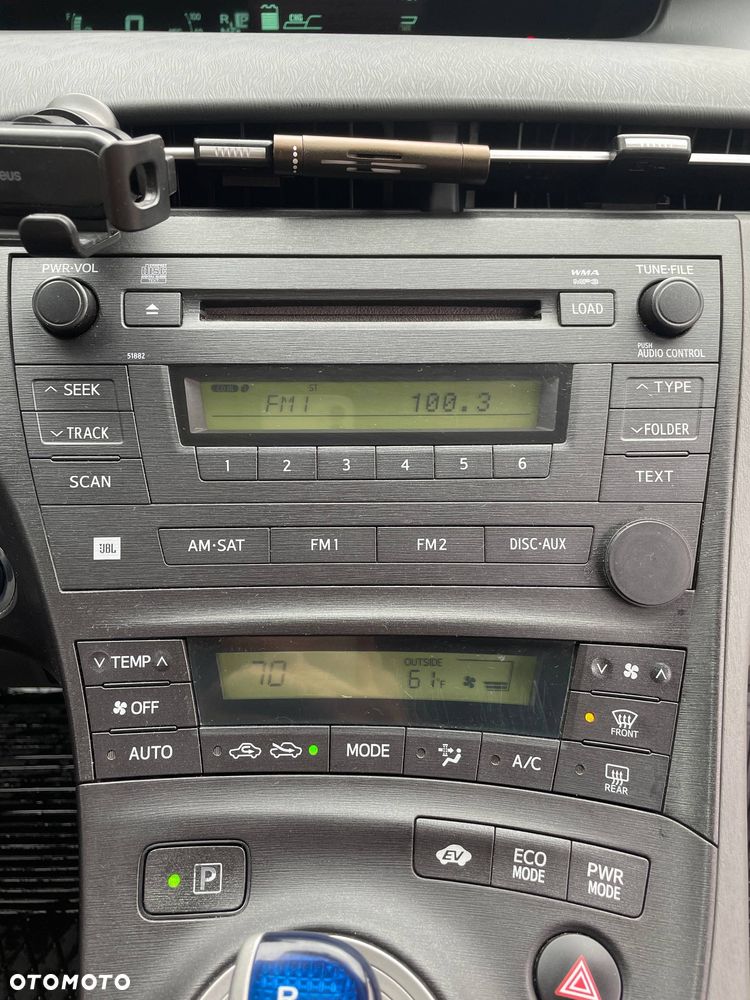 Toyota Prius (Hybrid) - 9