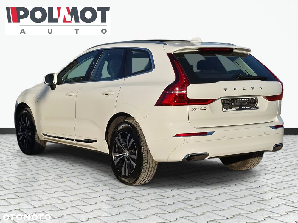 Volvo XC 60 T6 Plug-In Hybrid AWD Essential - 12