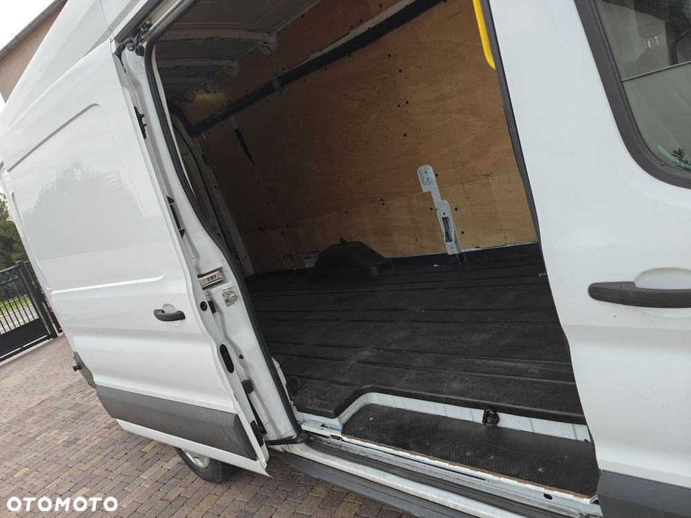 Ford Transit Jumbo - 18