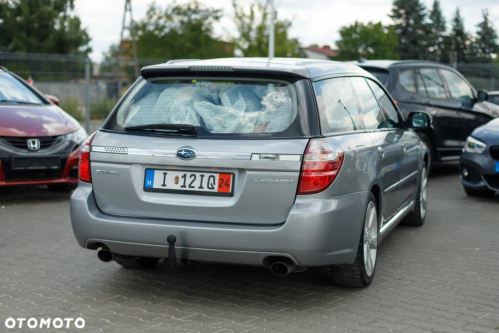 Subaru Legacy Kombi 3.0R Automatik - 19