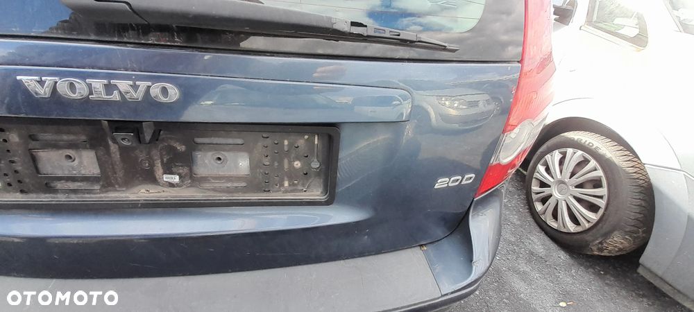 VOLVO V50 KOMBI KLAPA BAGAZNIKA TYLNA TYŁ KOMPLETNA 466-46 nr. 83/9 - 3