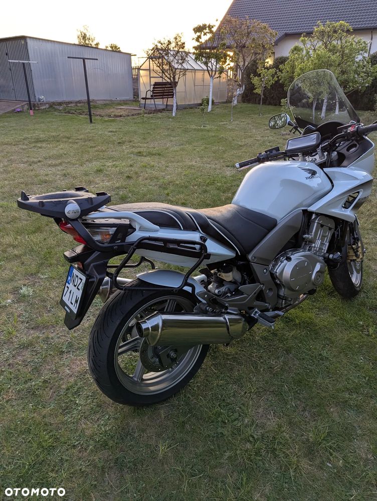 Honda CBF - 11