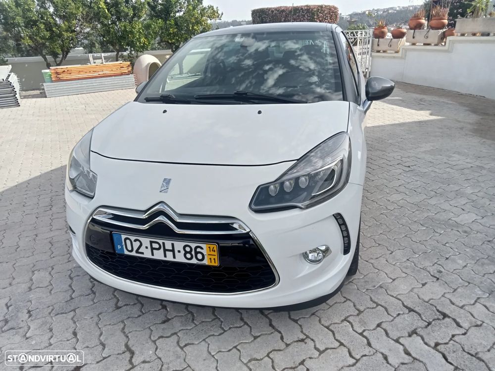 Citroën DS3 1.6 e-HDi So Irresistible - 2