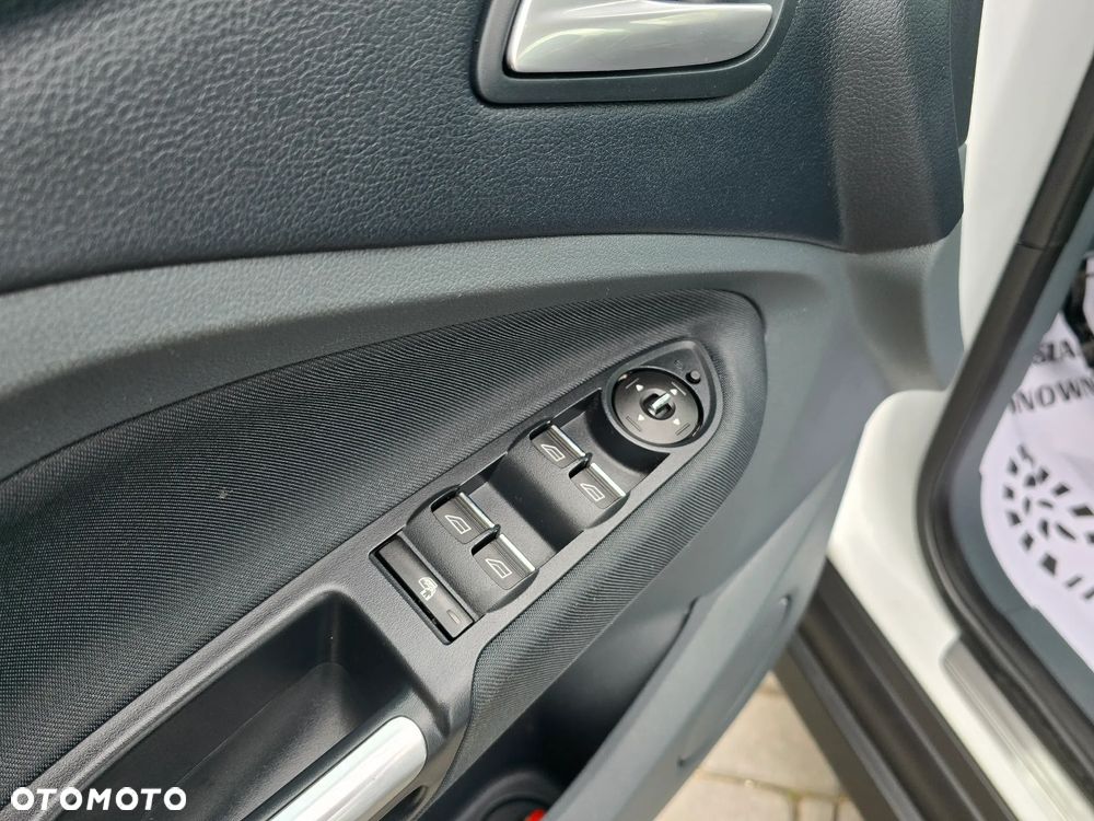 Ford C-MAX 1.6 TDCi Start-Stop-System Titanium - 23