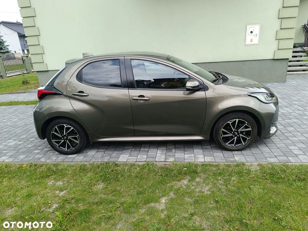 Toyota Yaris 1.0 Premium - 5