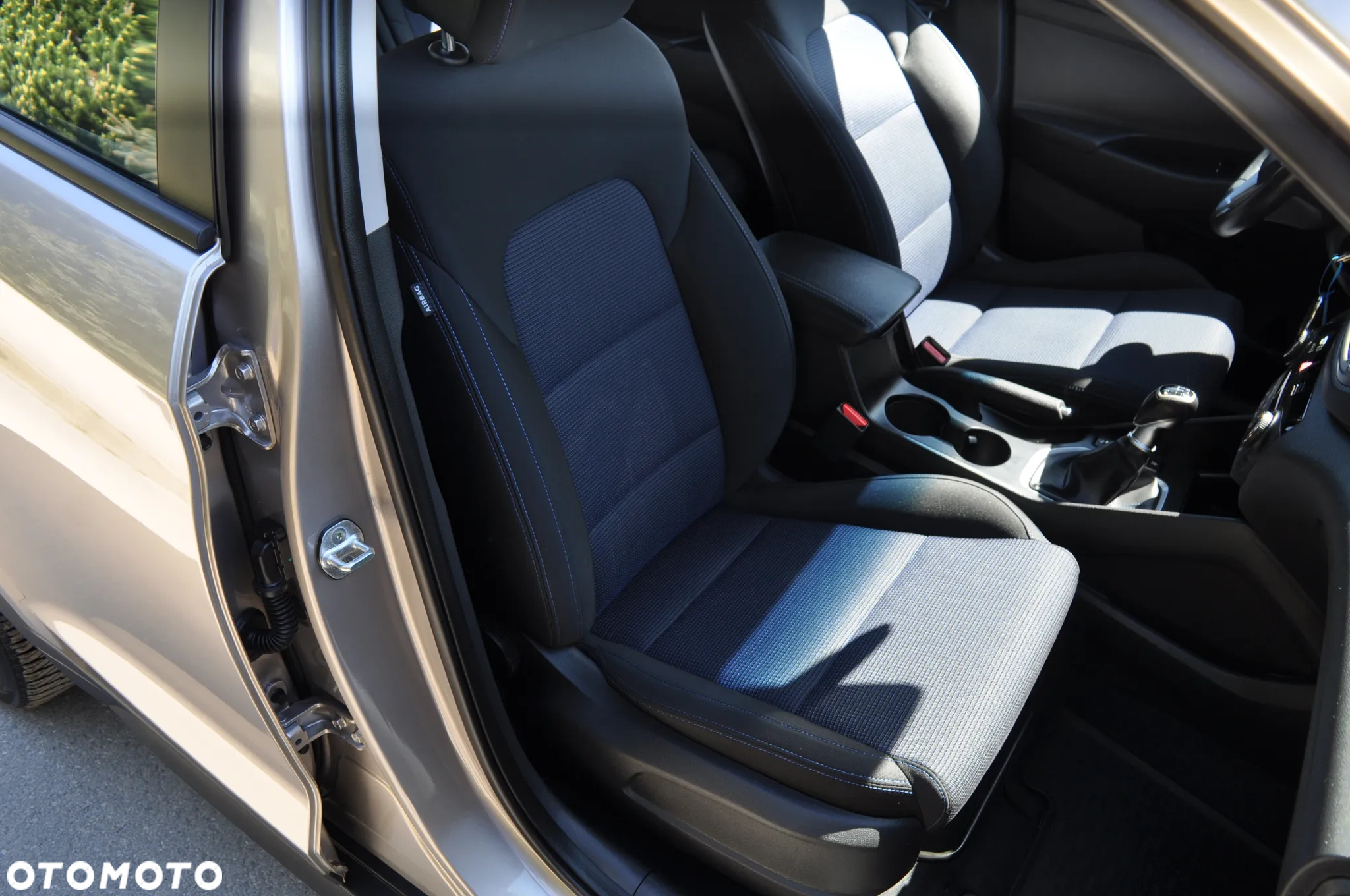 Hyundai Tucson 2.0 CRDi 2WD Trend - 29