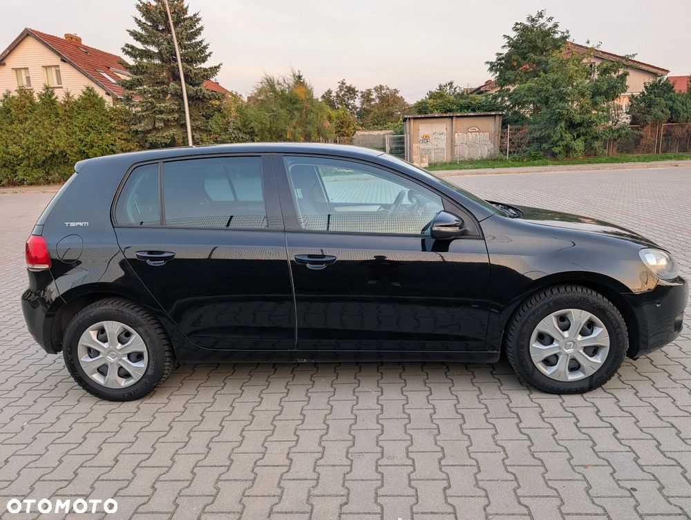 Volkswagen Golf - 8