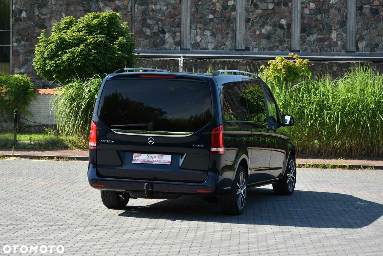 Mercedes-Benz Klasa V - 5