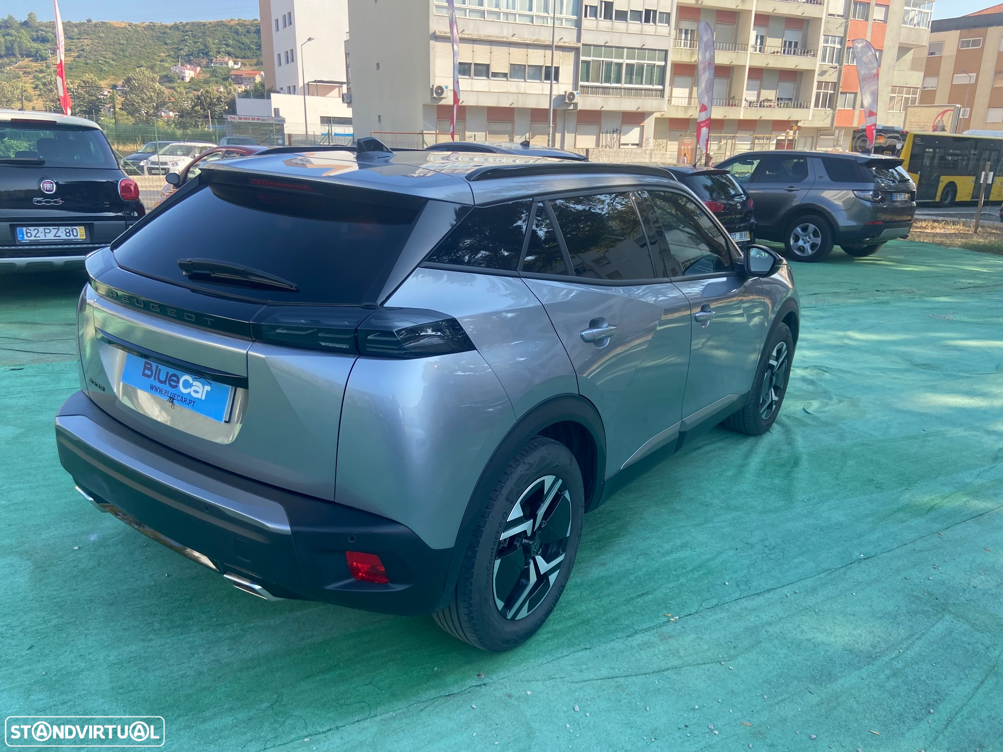 Peugeot 2008 1.2 PureTech Allure EAT8 - 7