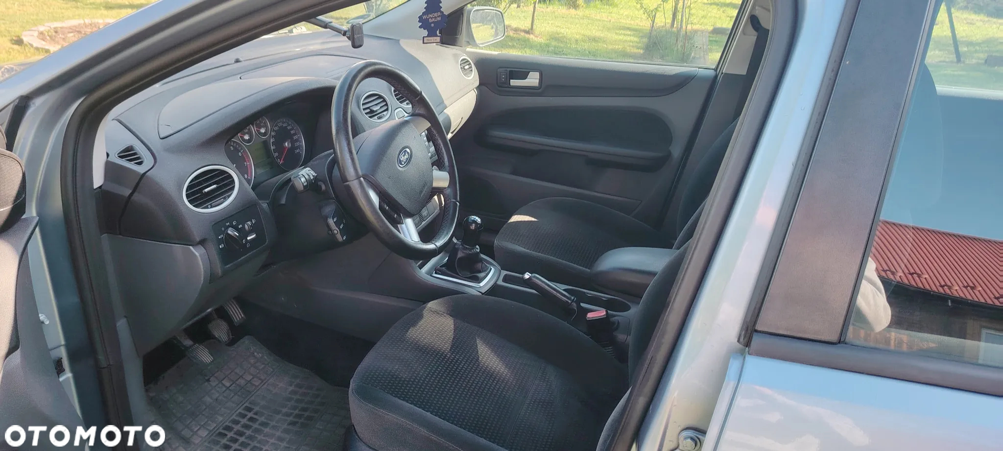 Ford Focus 1.6 Ti-VCT Ghia - 6