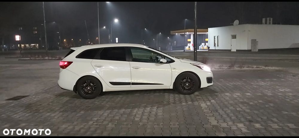 Kia Ceed 1.6 CRDi M - 3