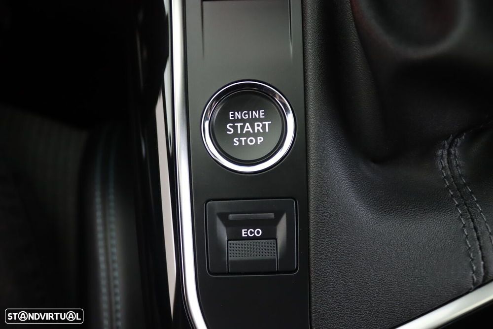 Peugeot 3008 1.2 PureTech Allure - 32