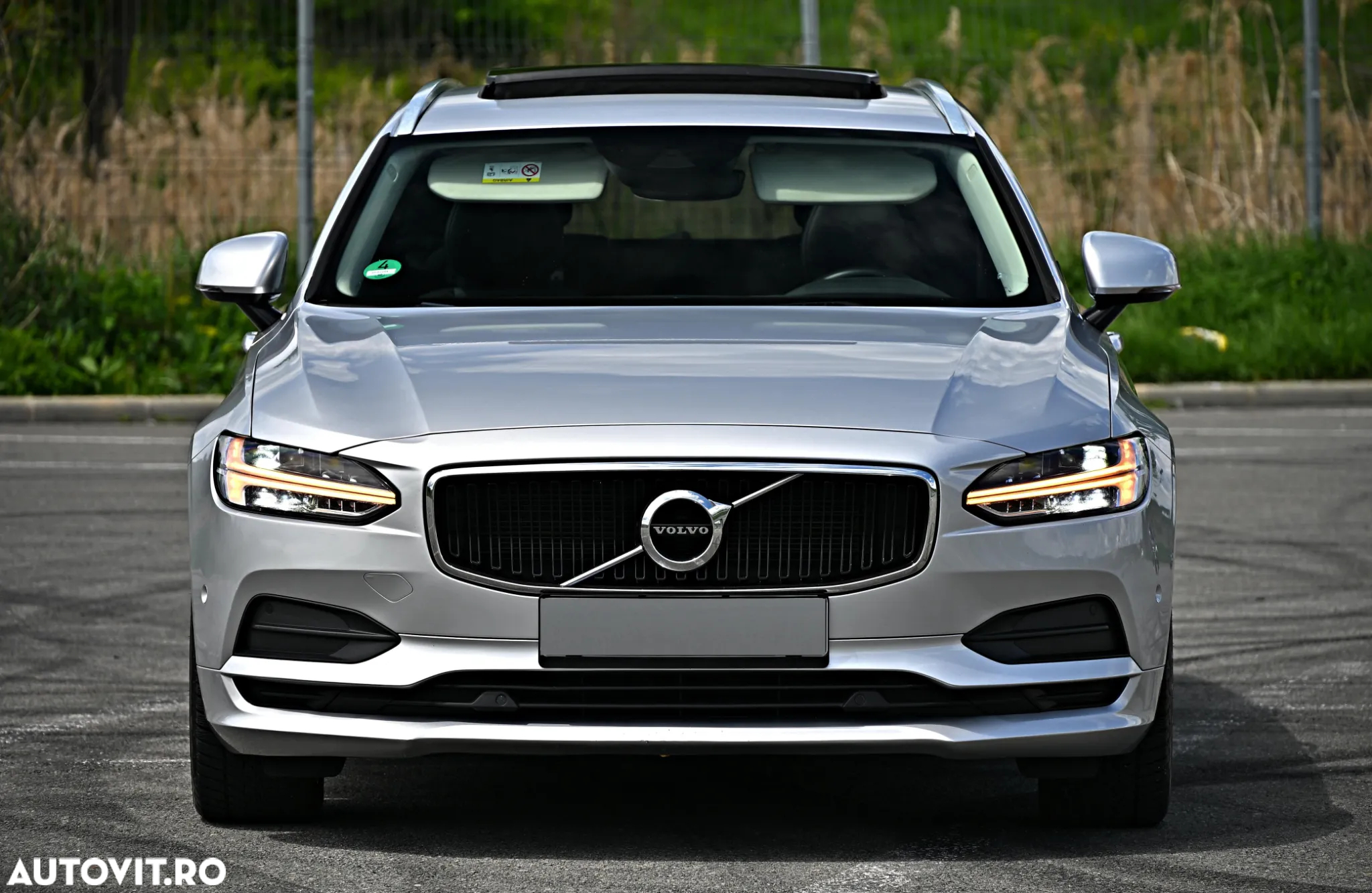 Volvo V90 D5 AWD Geartronic Momentum - 13