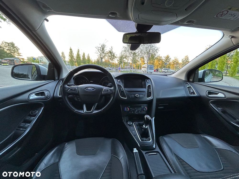 Ford Focus ver-2-0-tdci-titanium-ass - 16