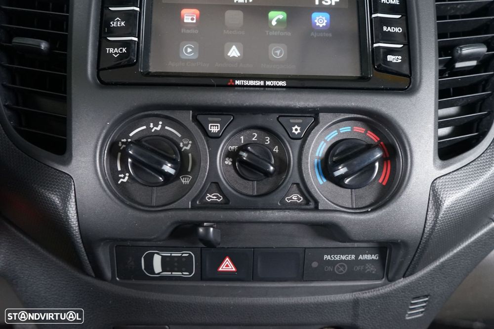 Mitsubishi L200 2.4 DI-D CD S.Cab 3L Instyle 4WD - 26