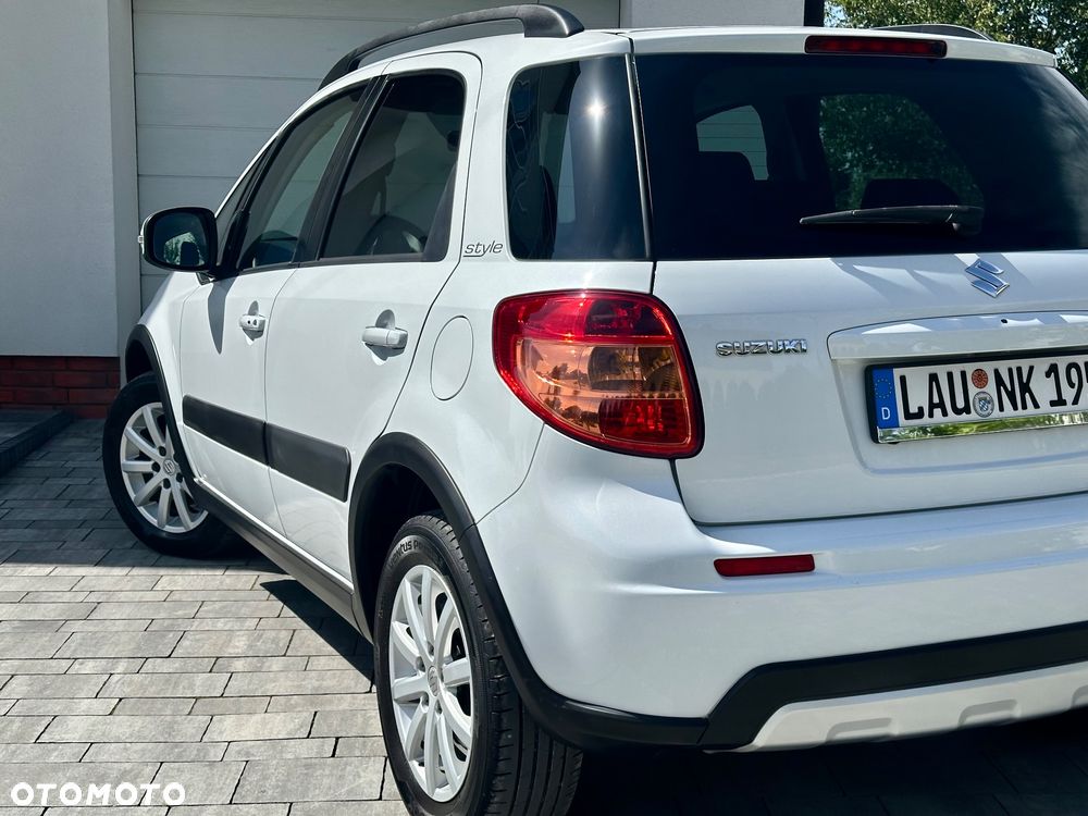 Suzuki SX4 Classic 1.6 VVT 4x4 Style - 15