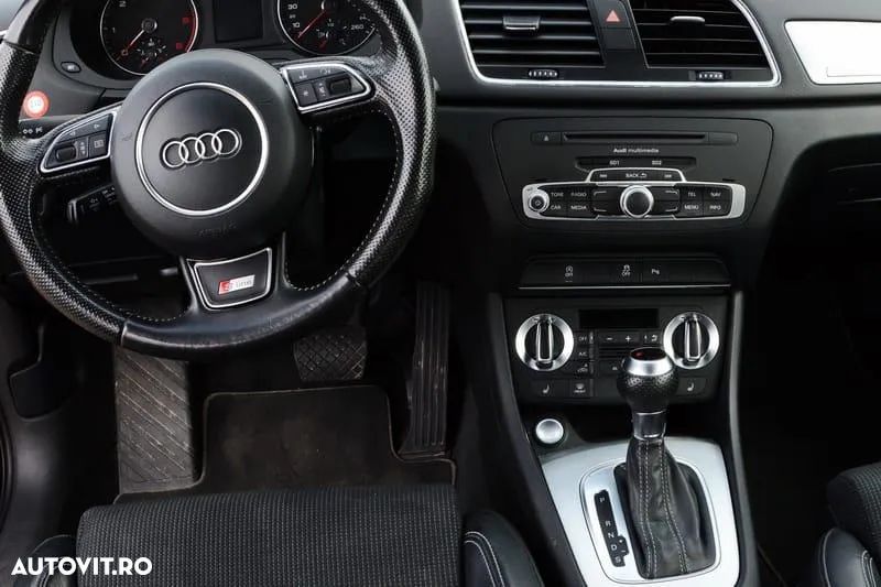 Audi Q3 2.0 TDI Quattro S tronic - 12