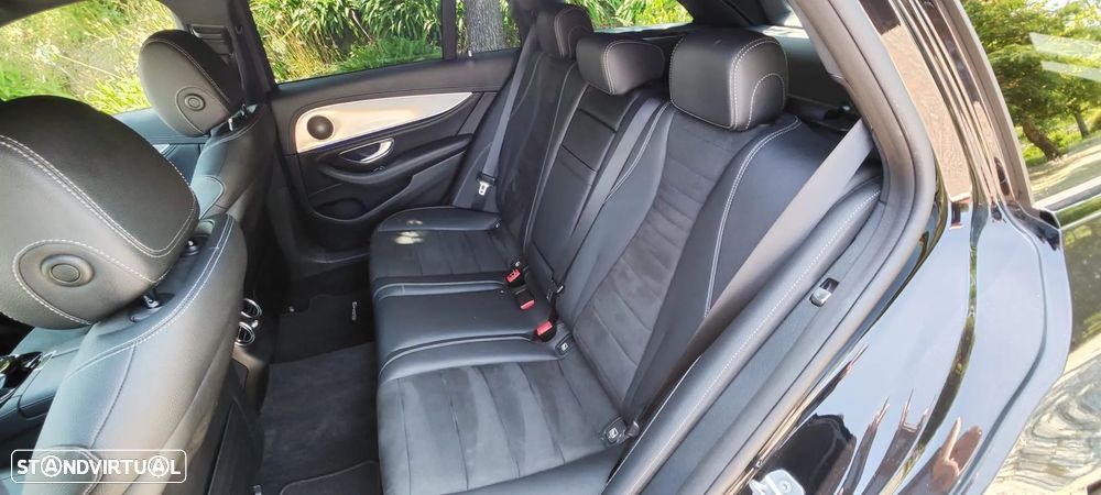 Mercedes-Benz E 220 d T 9G-TRONIC AMG Line - 9