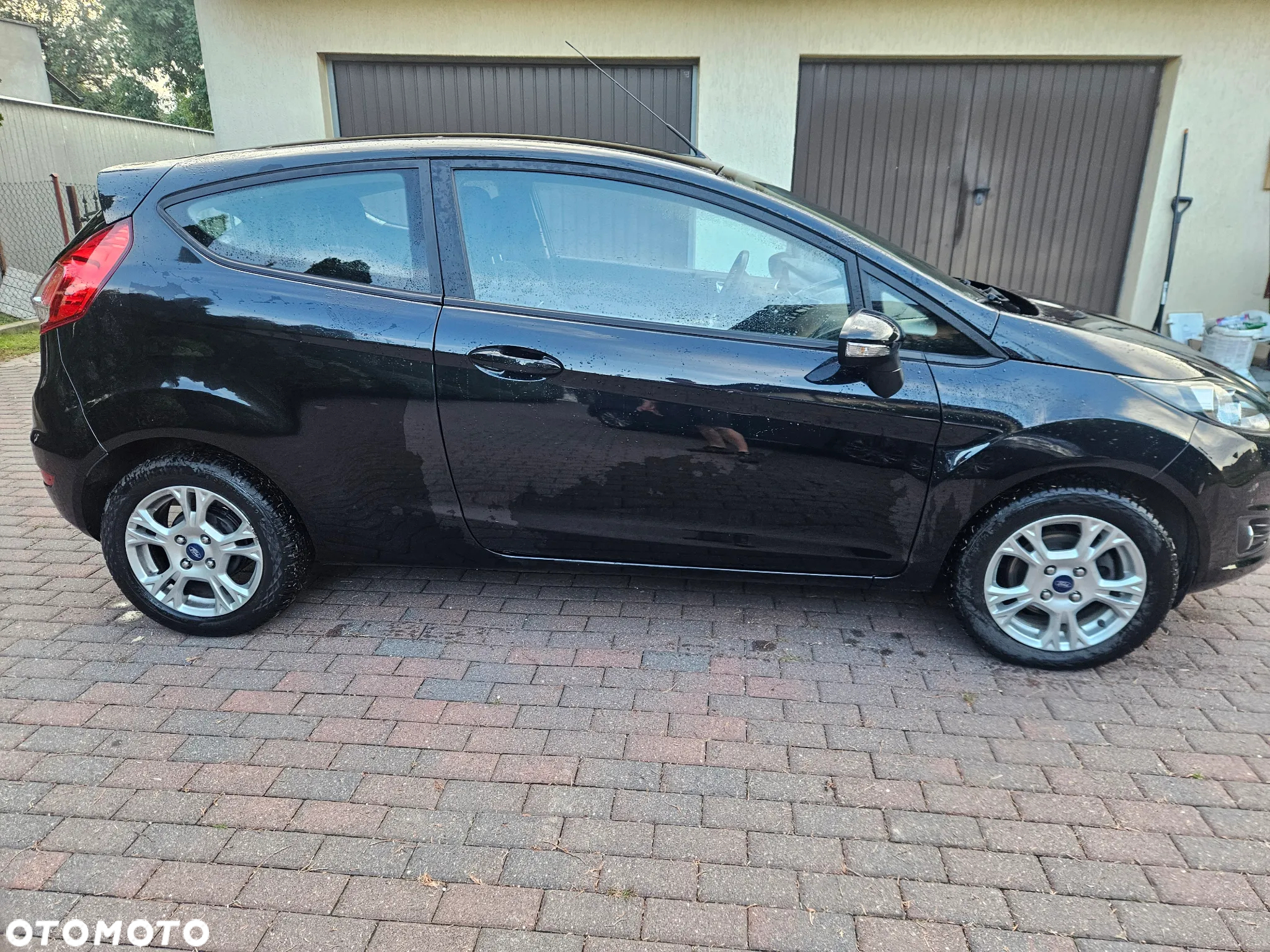 Ford Fiesta - 2