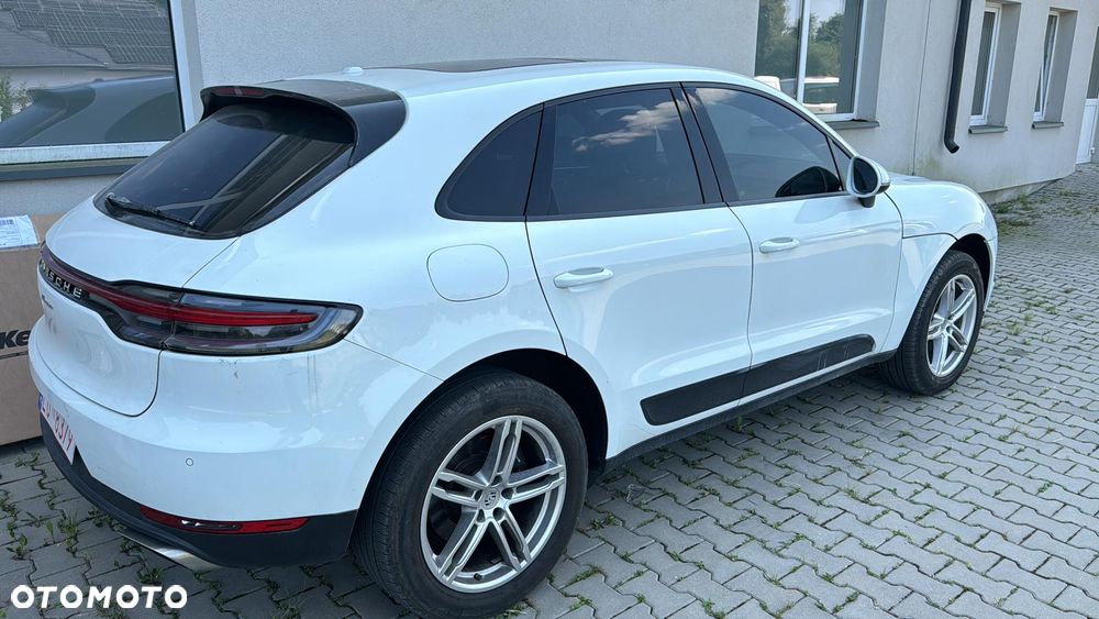 Porsche Macan - 2