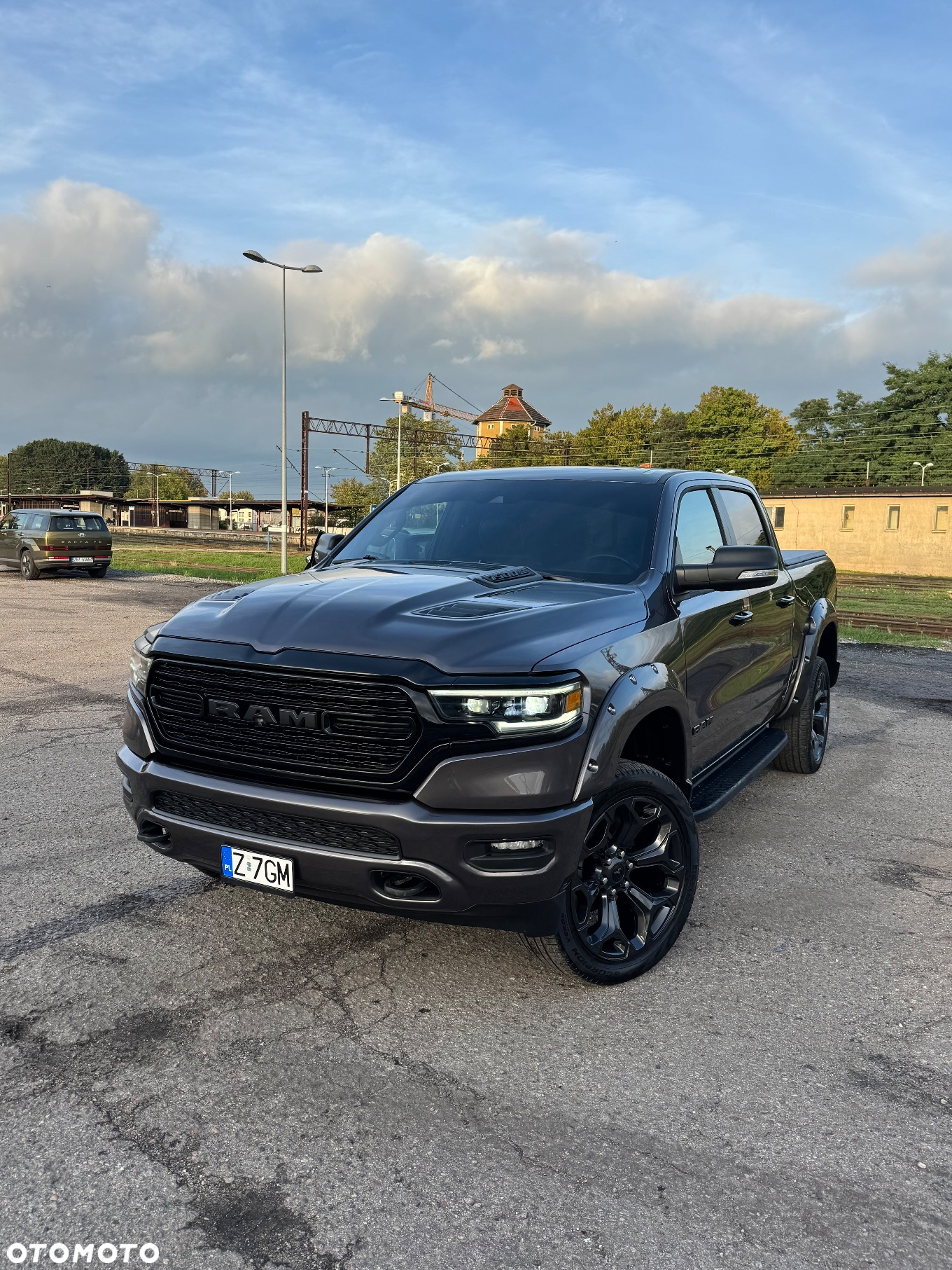 Dodge RAM 1500 5.7 4x4 - 4