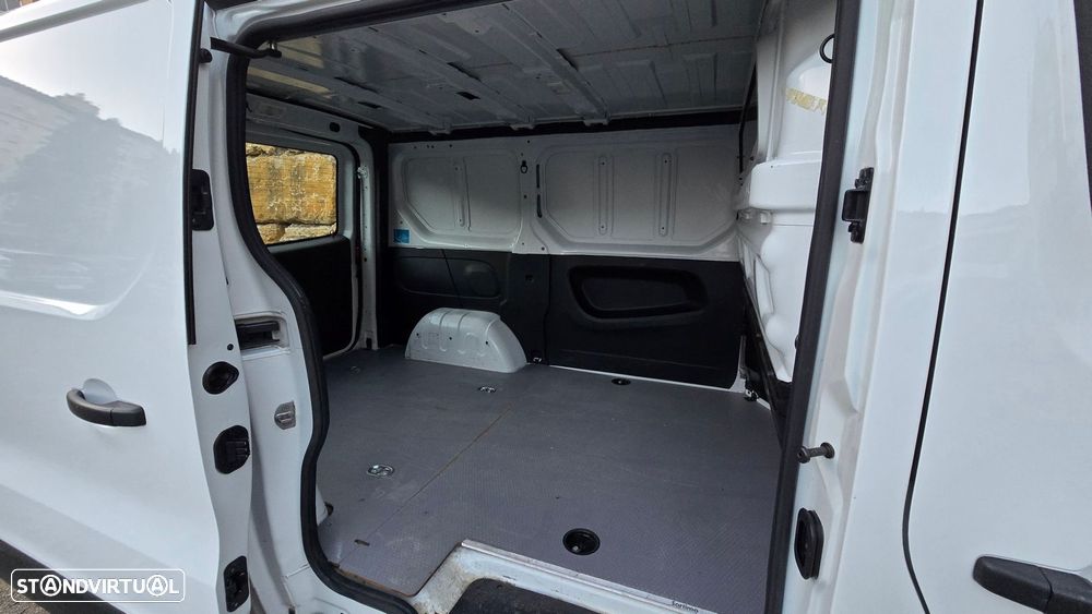 Renault Trafic 2.0 Blue dCi L1H1 - 37