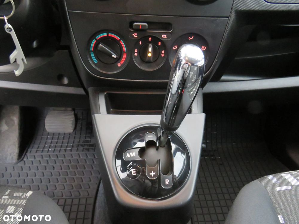 Fiat Qubo 1.3 Multijet 16V DPF Start&Stop Dualogic Dynamic - 27