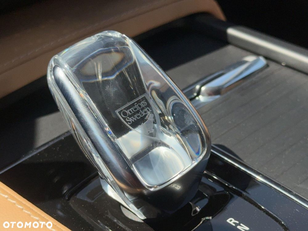 Volvo XC 90 - 33