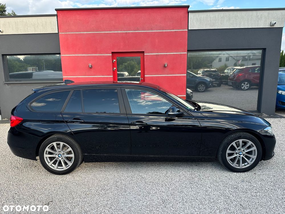 BMW Seria 3 320d Luxury Line - 32