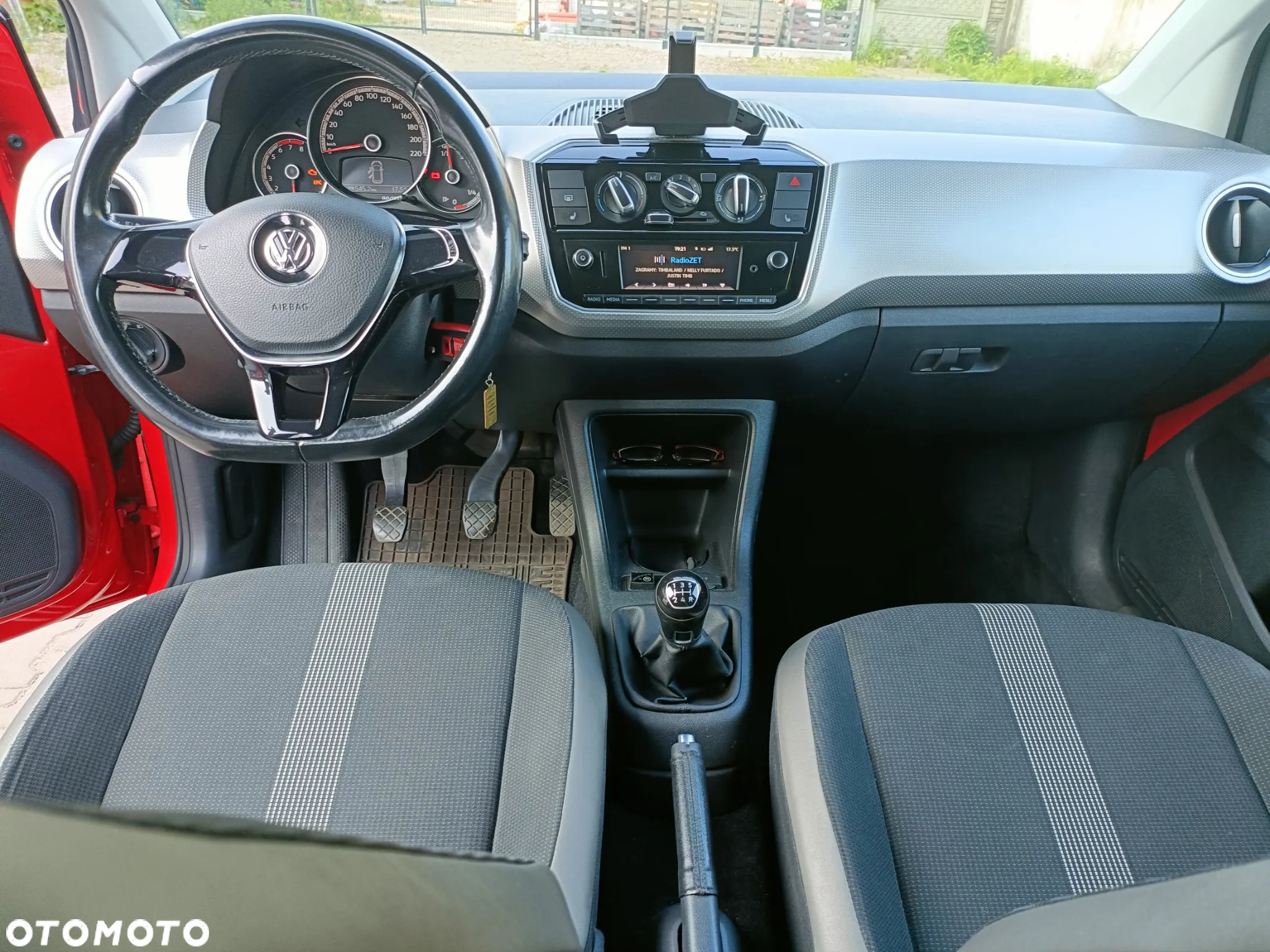Volkswagen up! 1.0 take - 14