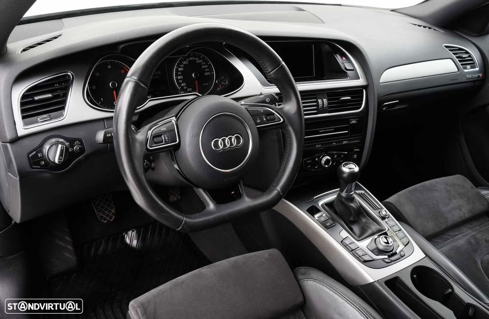 Audi A3 Sportback 2.0 TDI Sport S tronic - 4