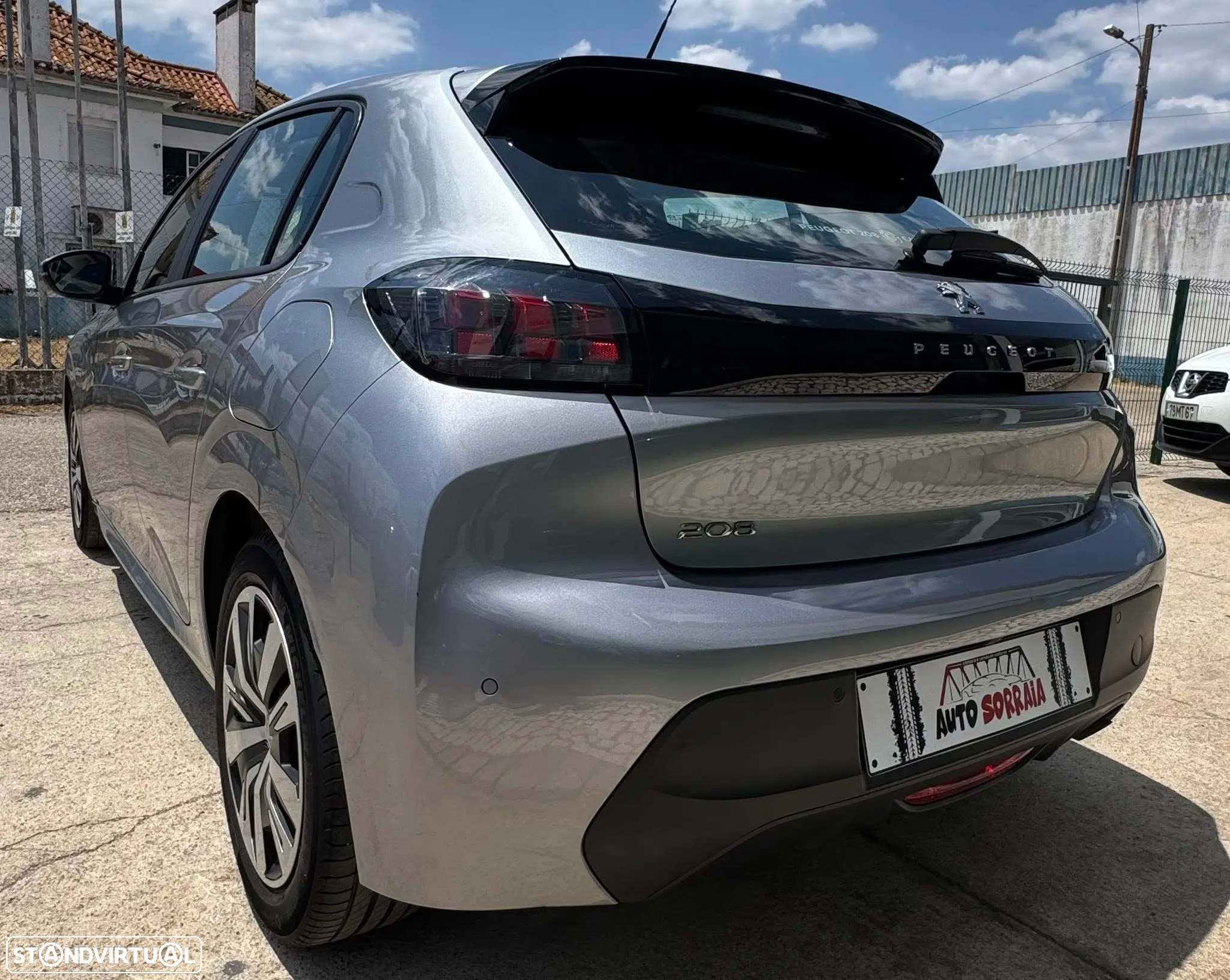 Peugeot 208 1.2 PureTech Active - 4