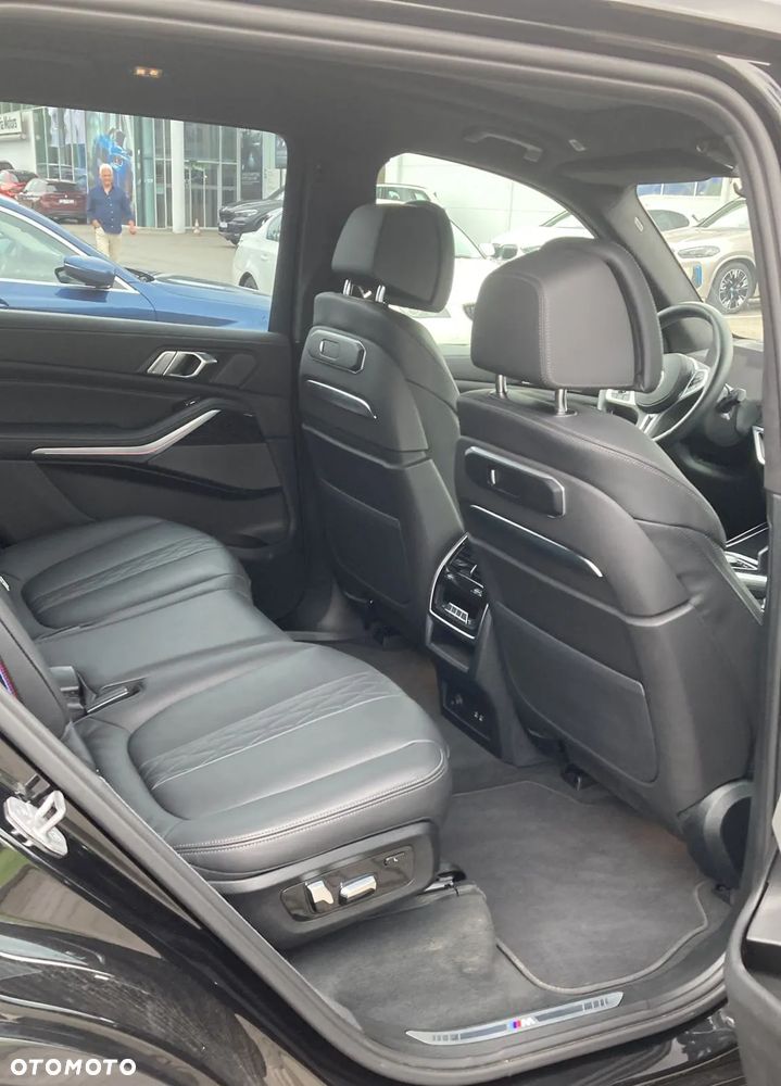 BMW X7 - 30