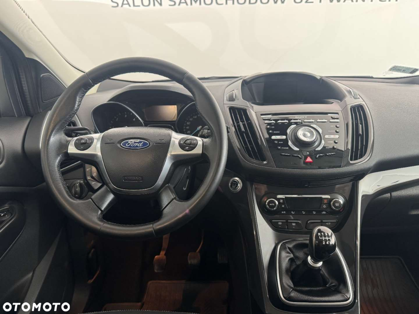 Ford Kuga - 31