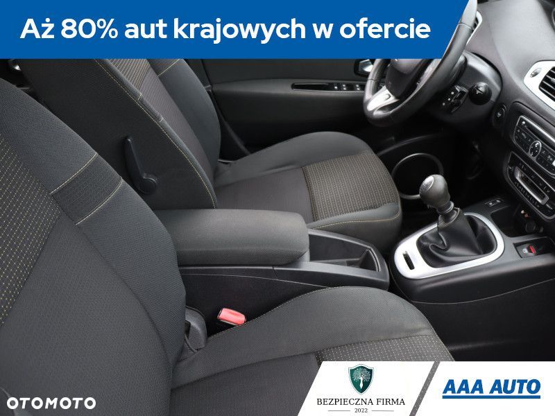 Renault Scenic - 10