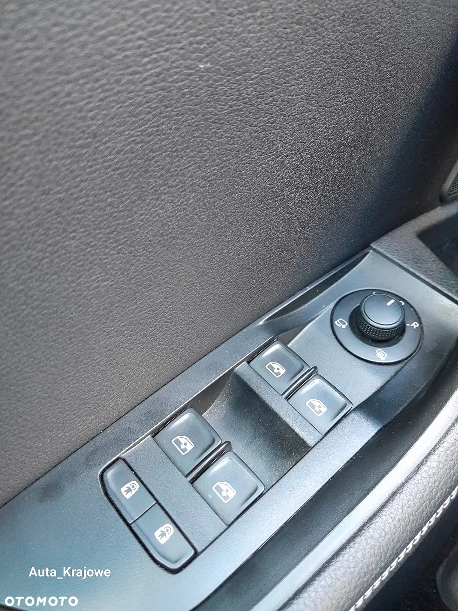 Skoda Superb 2.0 TDI SCR Style DSG - 28
